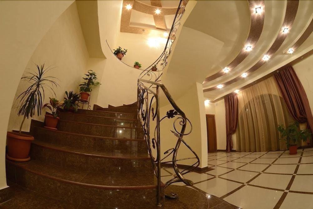 Hotel Narek+ Arrinj Esterno foto