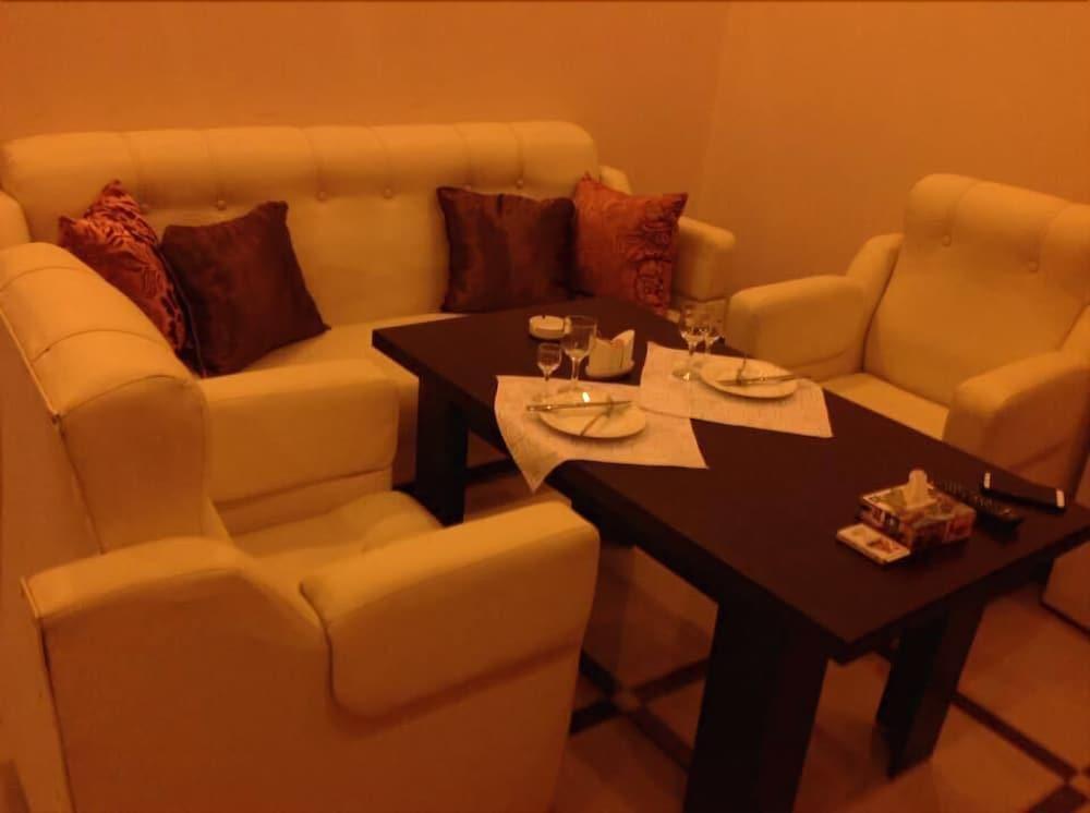 Hotel Narek+ Arrinj Esterno foto