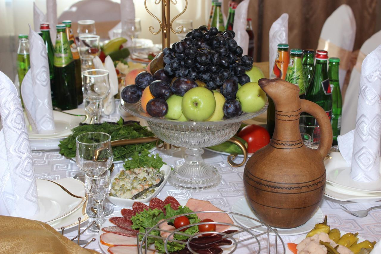 Hotel Narek+ Arrinj Esterno foto